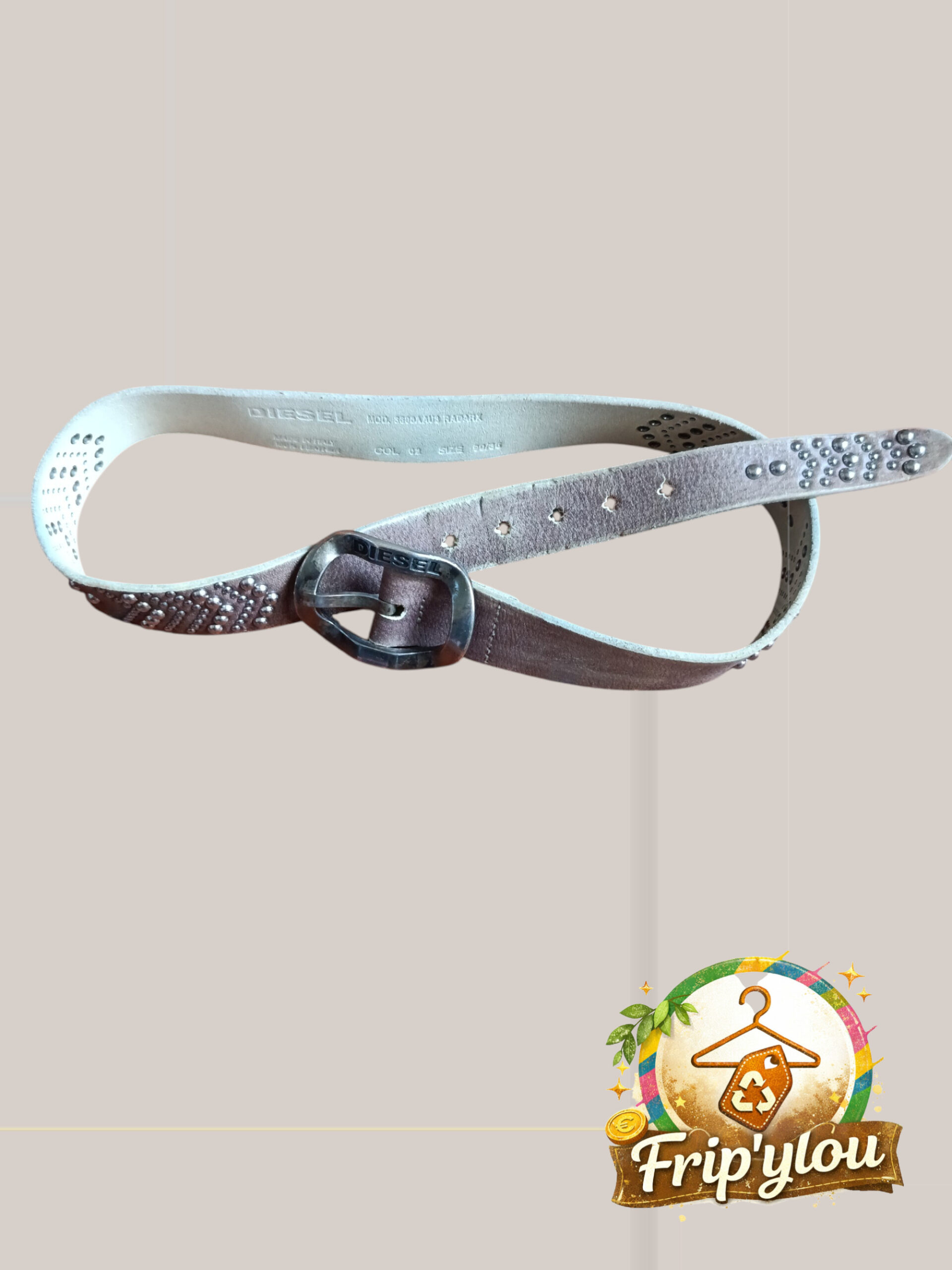 ✨ Ceinture Diesel en cuir cloutée 90 cm – Style rock & tendance ✨A1645