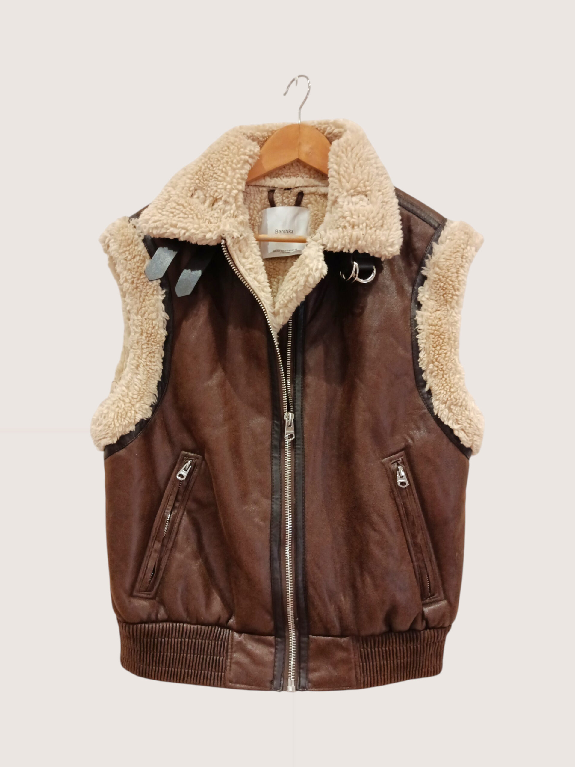 Gilet sans manches Bershka femme – Taille XS – Comme neuf A0859
