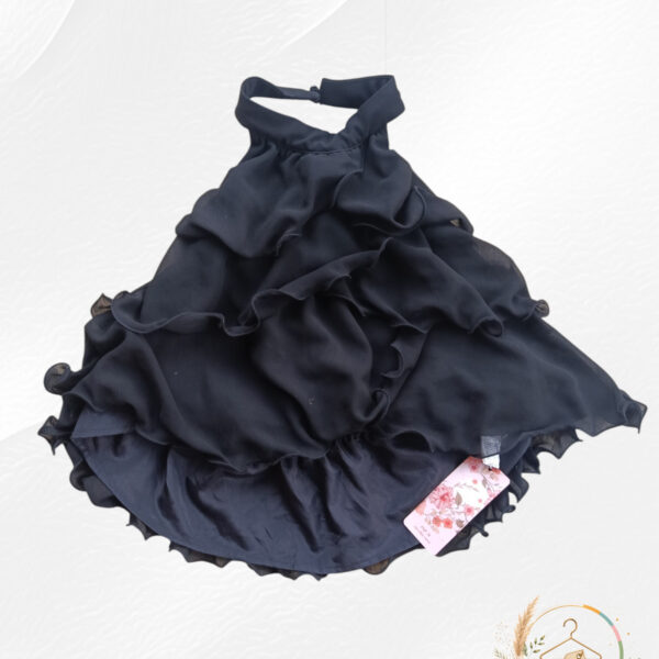 Top noir à volants – style chic & élégant A1791